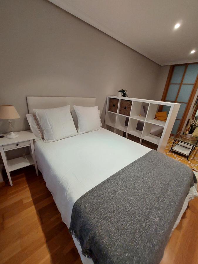 Estudio Centrico Con Garaje Y Vistas Al Mar. Vigo Esterno foto